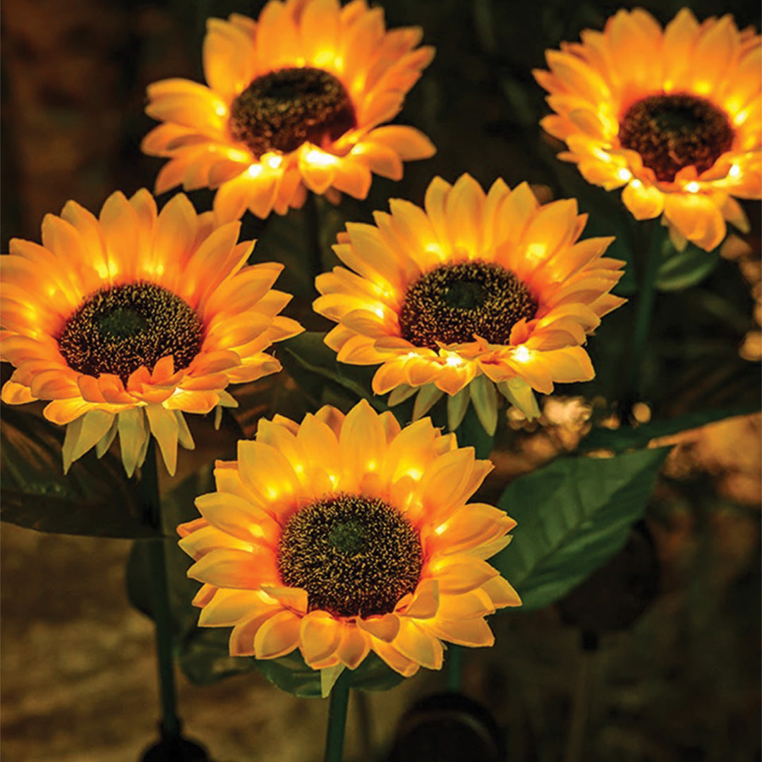 Solar Sunflower Garden Light